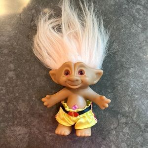 Four inch boxing troll vintage